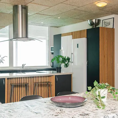 Luxury Retreat In Vorupor Дом отдыха *
