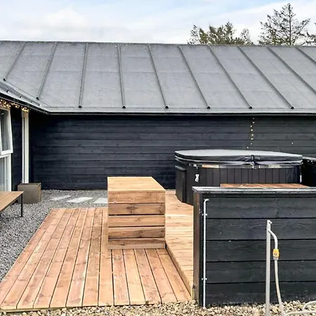 Luxury Retreat In Vorupor