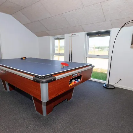 Luxury Retreat In Vorupor *